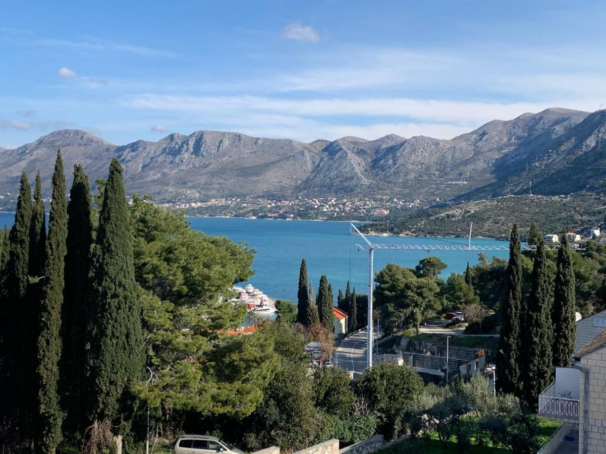 Epidaurus Lägenhet *